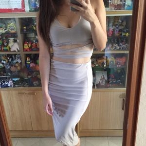 ❌SOLD❌ Two piece asymmetrical skirt + crop top